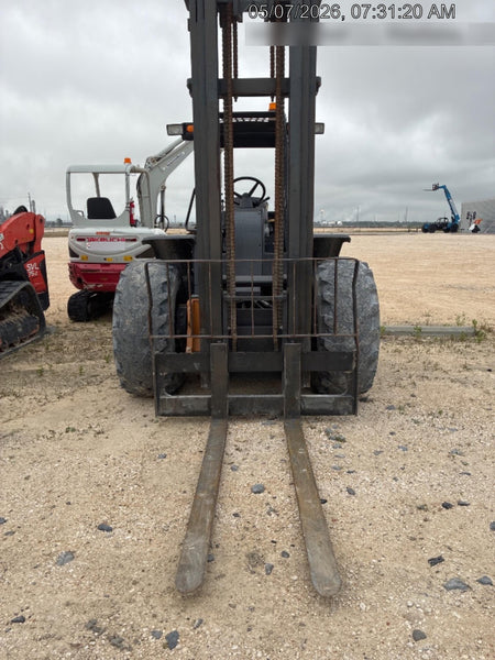 2022 CASE 588H