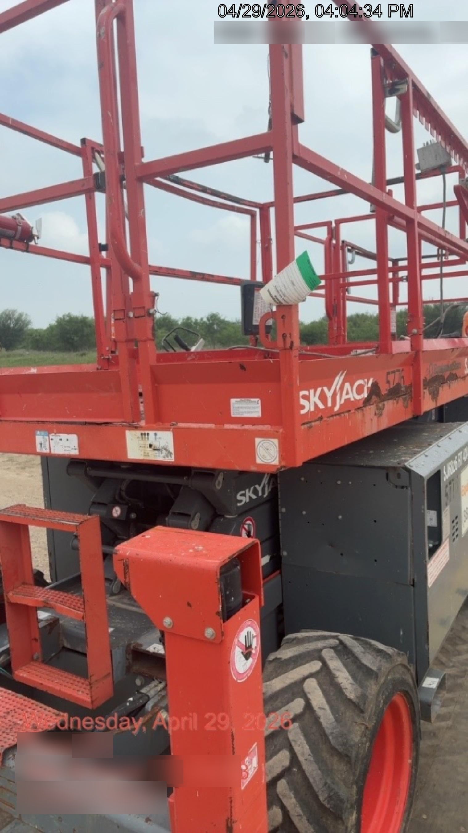 2017 SKYJACK SJ6826 RT