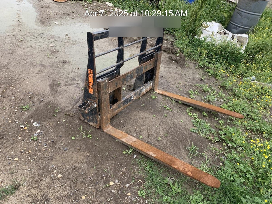 2021 PALADIN 48" Pallet Forks - Paladin