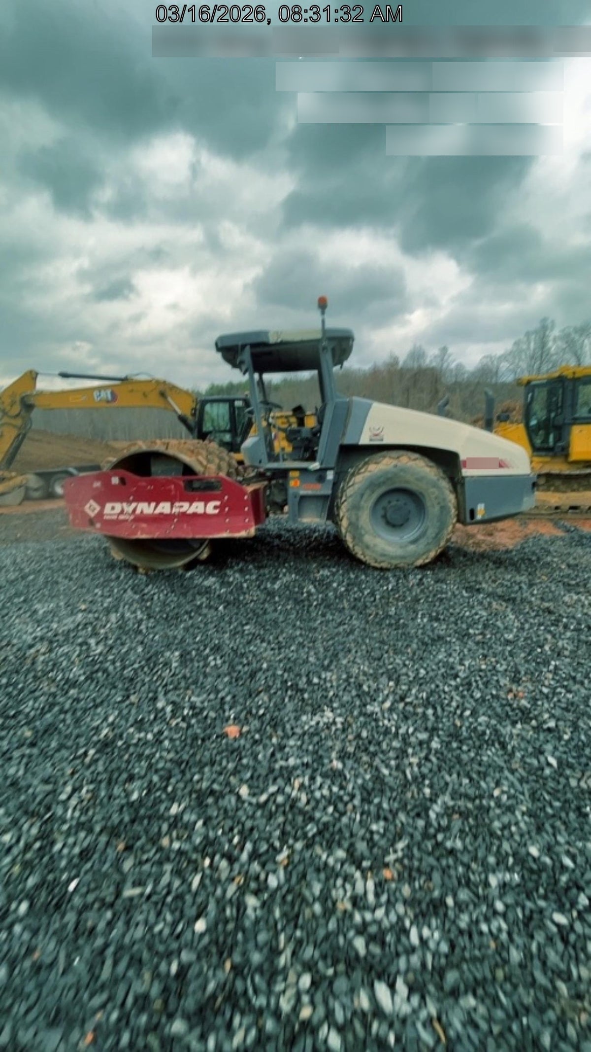2023 DYNAPAC CA2500D