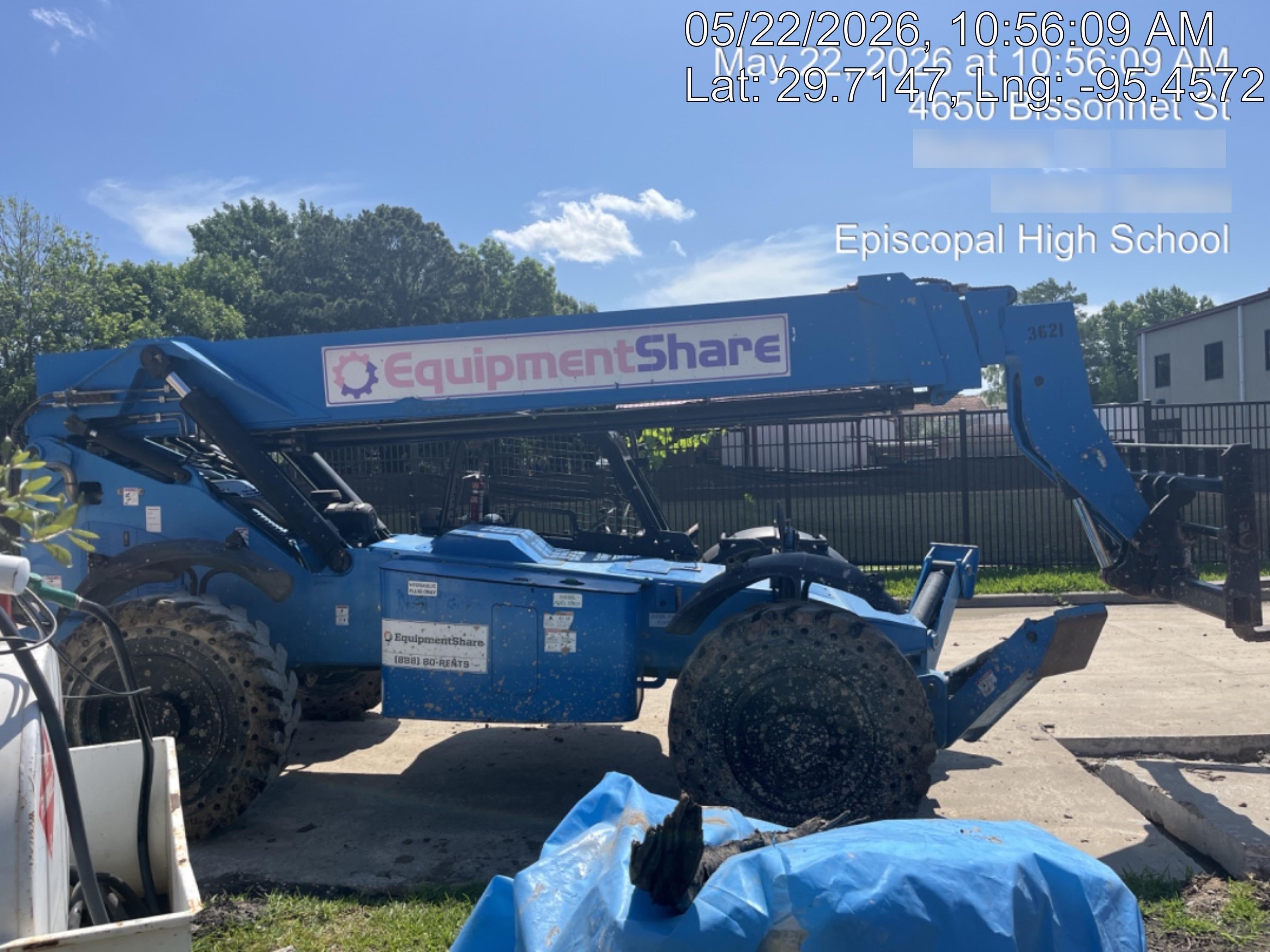 2017 Genie GTH-1056 Genie GTH1056, Solid Tires, 60" carriage, Light Kit, Open ROPS - SN GTH-10E-11914