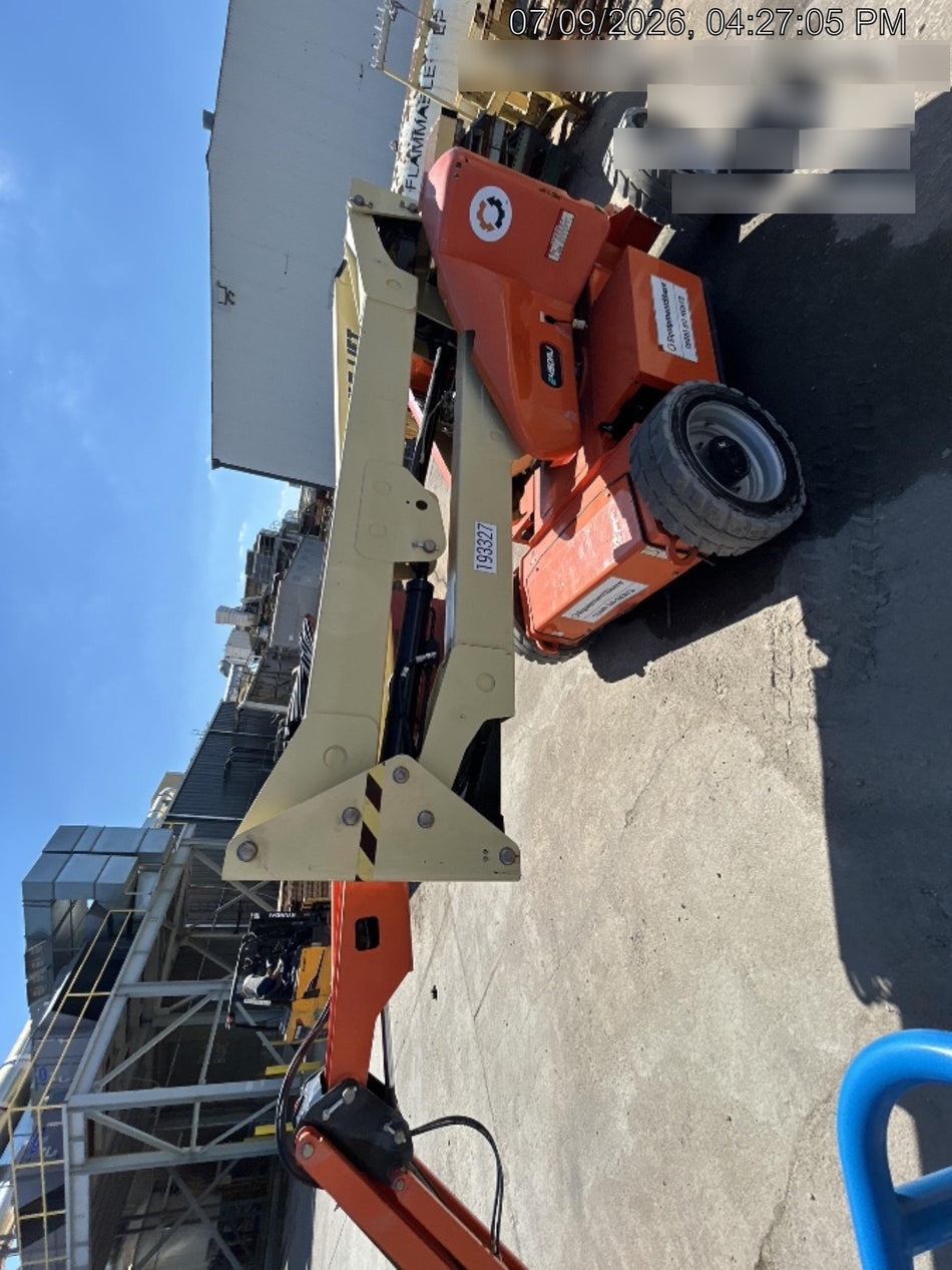 2021 JLG E450AJ