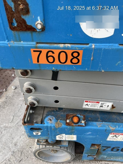 2018 Genie GS-1930 Genie GS-1930 Lift w/Fixed Rail and Chain Entry