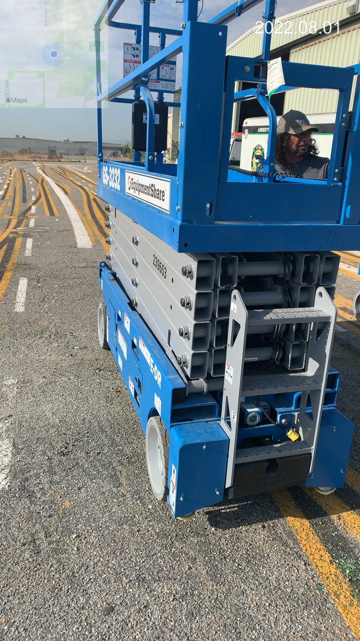 2022 GENIE GS-3232