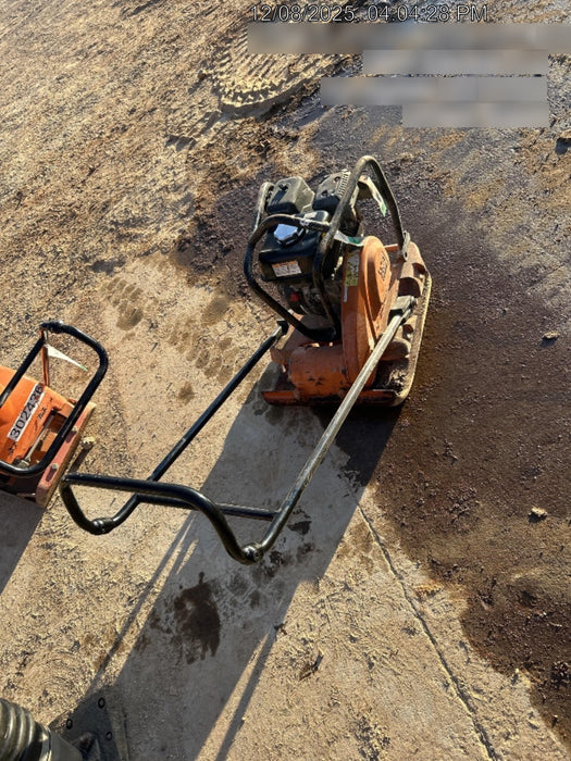 2022 Multiquip MVC88VTHW Plate Compactor, 20", w/Water Tank, Honda GX160