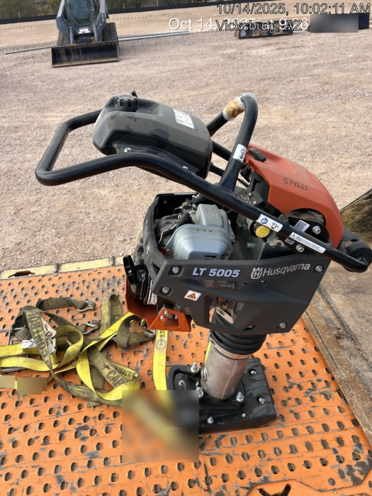 2025 HUSQVARNA LT5005