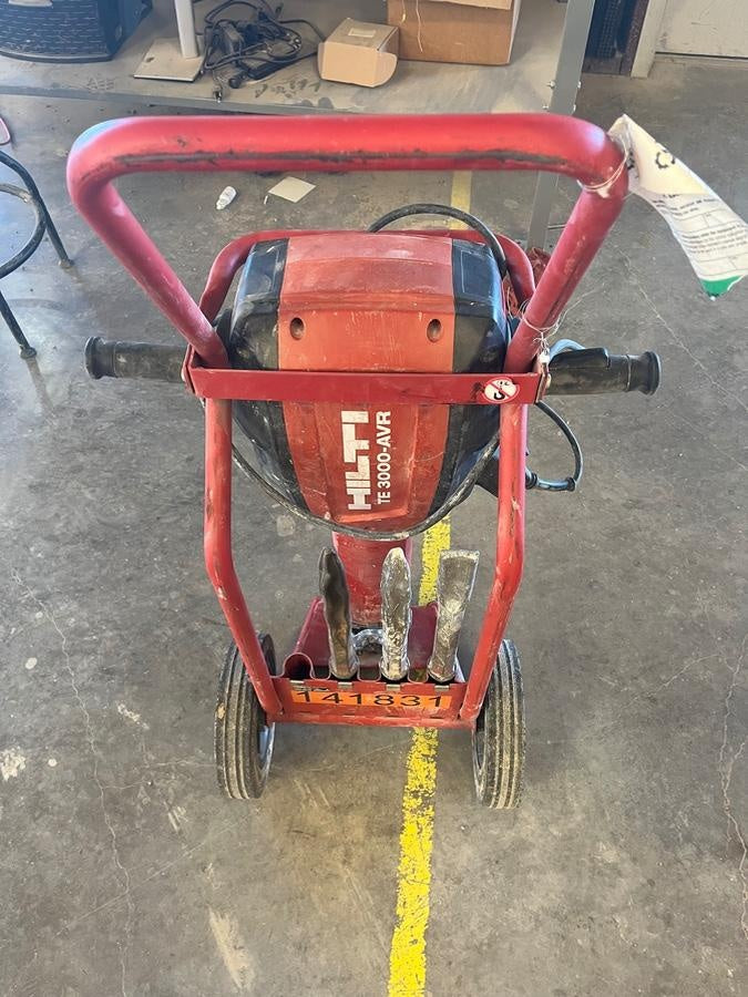 2021 HILTI TE 3000-AVR
