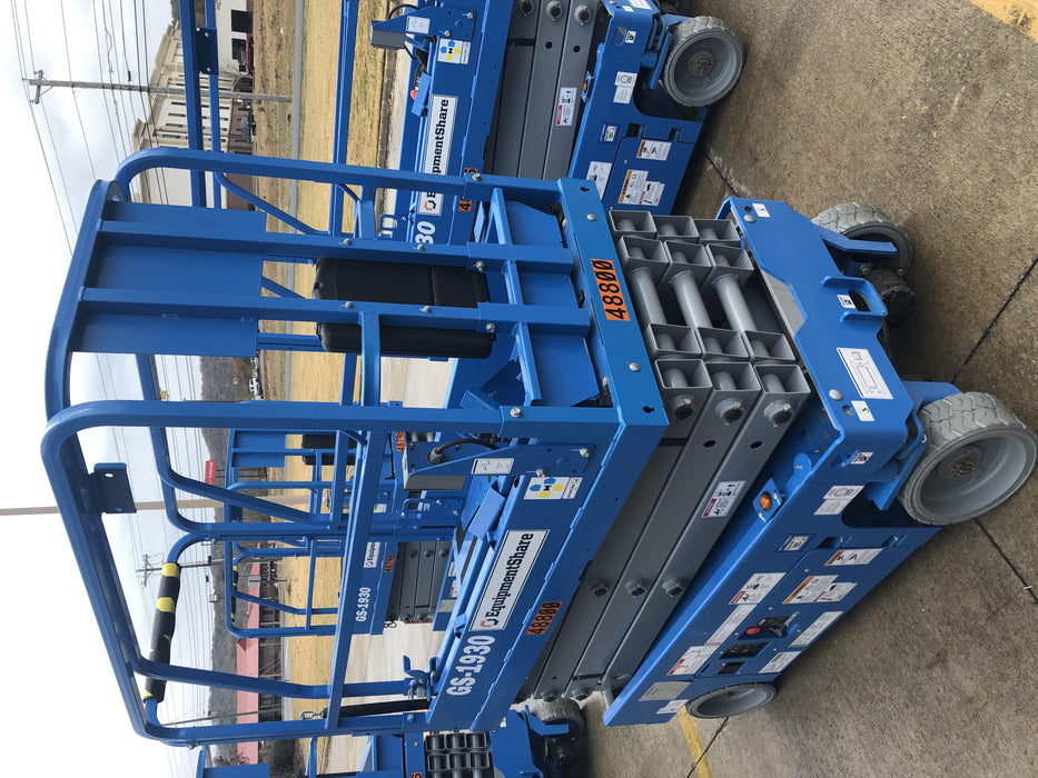 2019 Genie GS-1930 Fixed Rails with Chain Entry
