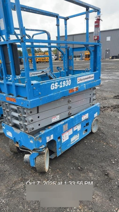 2020 Genie GS-1930 Solid Non Marking Tires, Beacon, Folding rails with half height swing gate