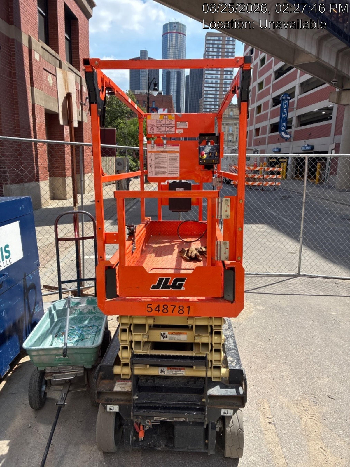 2025 JLG ES1932