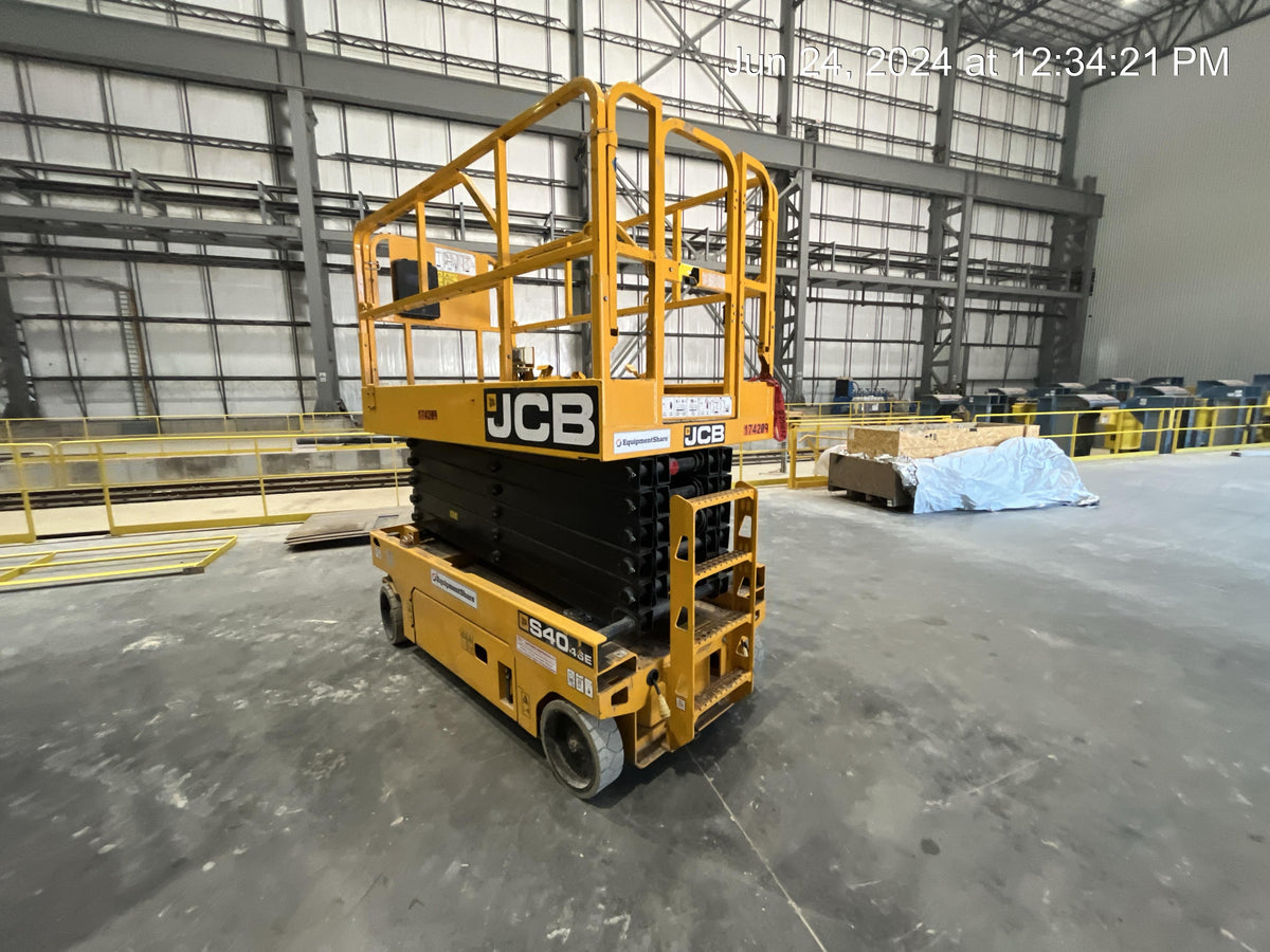 2021 JCB S4046E