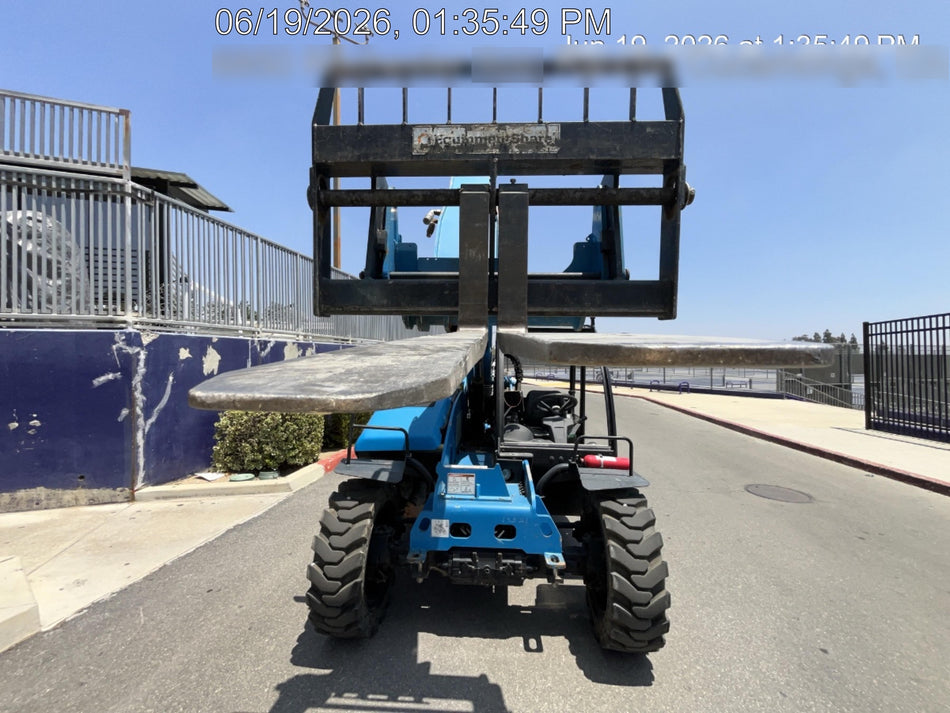 2021 GENIE GTH-5519