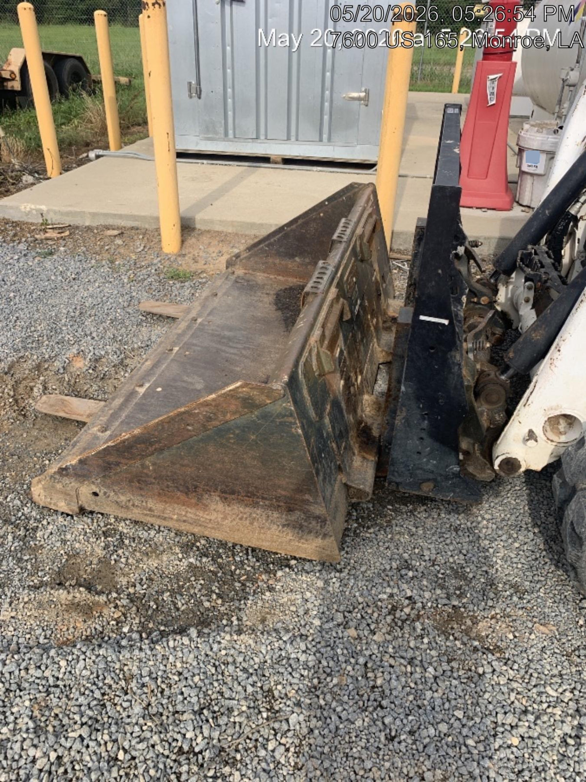 2025 ARROW MATERIAL HANDLING 48" Pallet Forks - Arrow