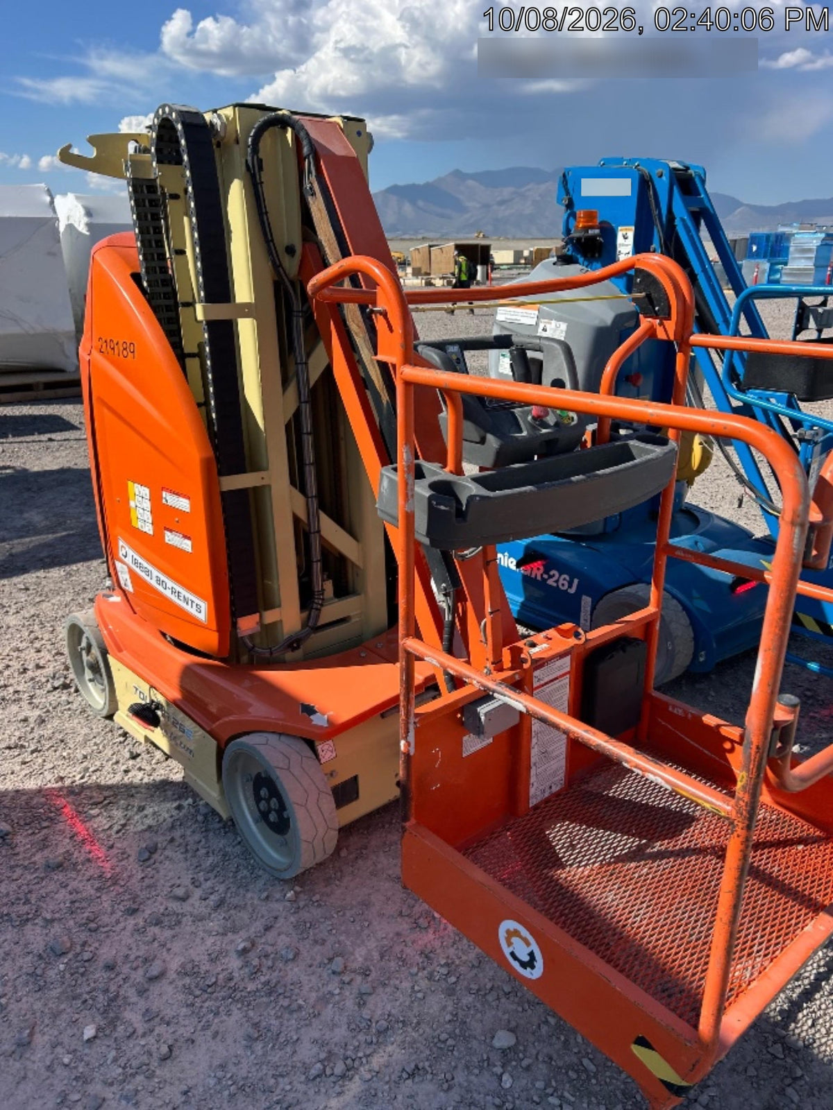 2022 JLG 26E