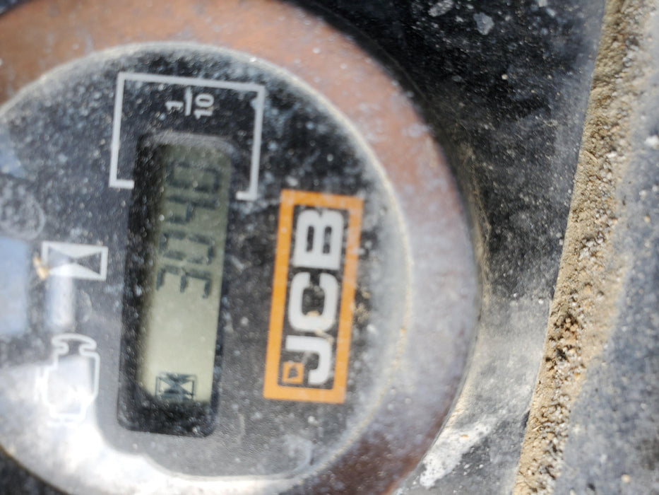 2019 JCB 509-42 74 HP w/Open ROPS, Beacon, Aux Hydraulics, LED Work lights, Solid Tires 66" Carriage/60" Forks