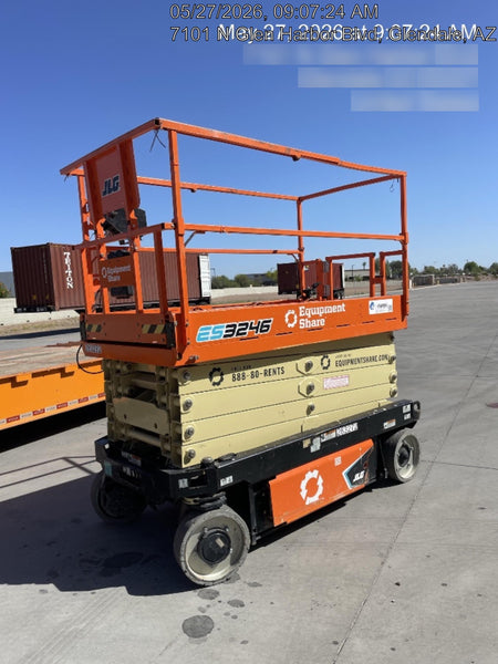 2022 JLG ES3246