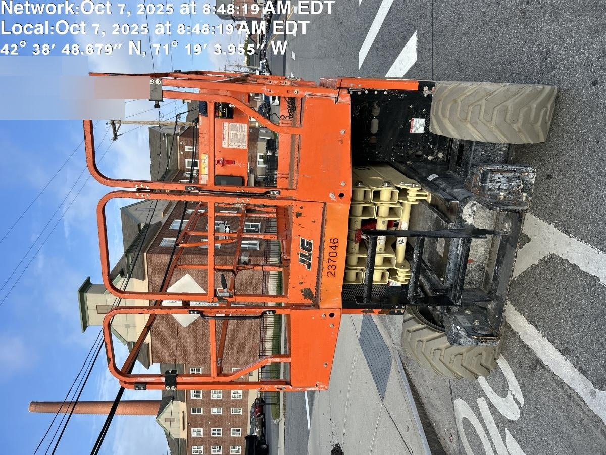 2022 JLG RT2669
