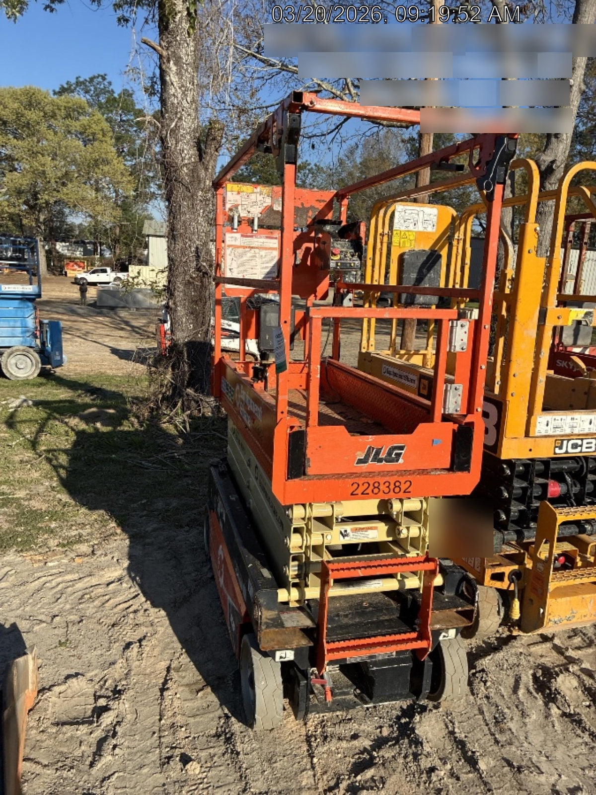 2022 JLG ES1932
