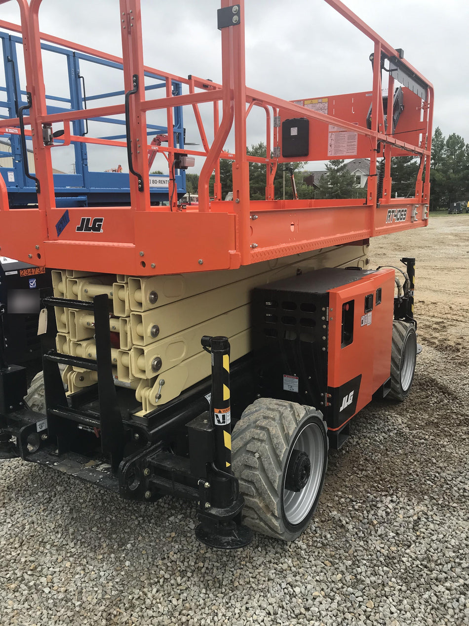 2022 JLG RT4069