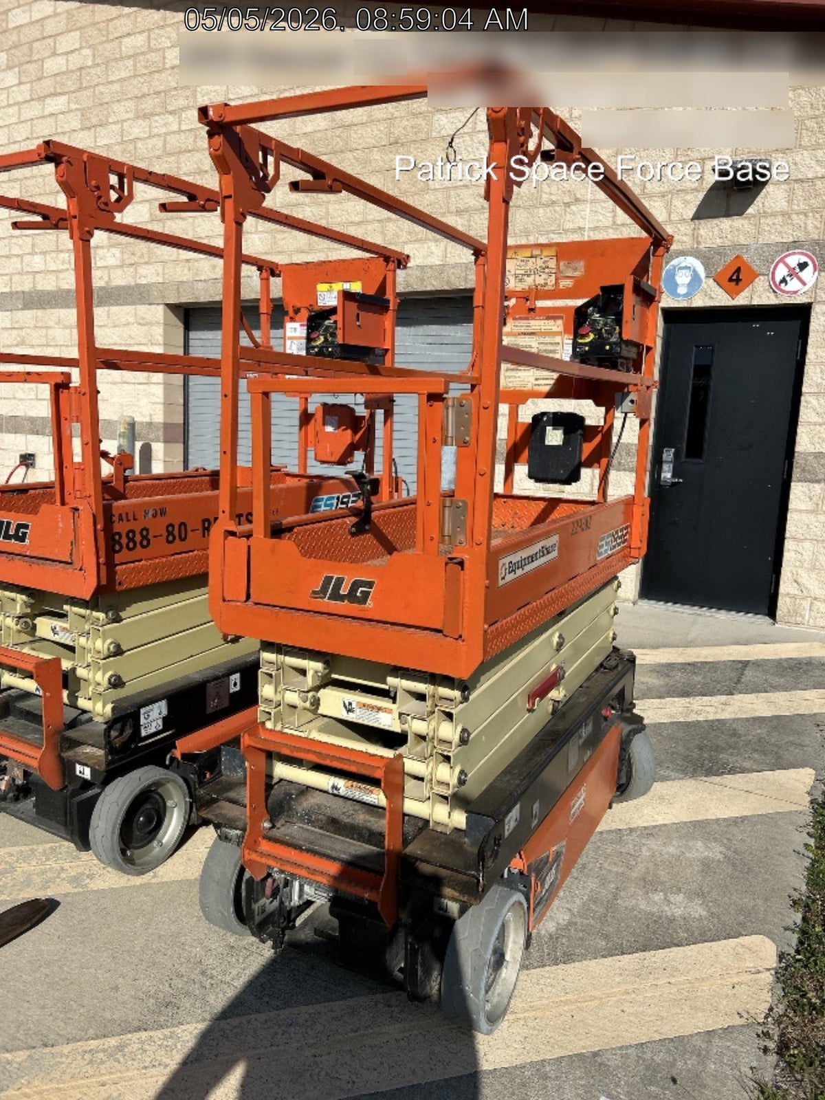 2022 JLG ES1932
