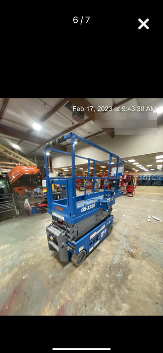 2020 Genie GS-1930 Solid Non Marking Tires, Beacon, Folding rails with half height swing gate, 800W Inverter