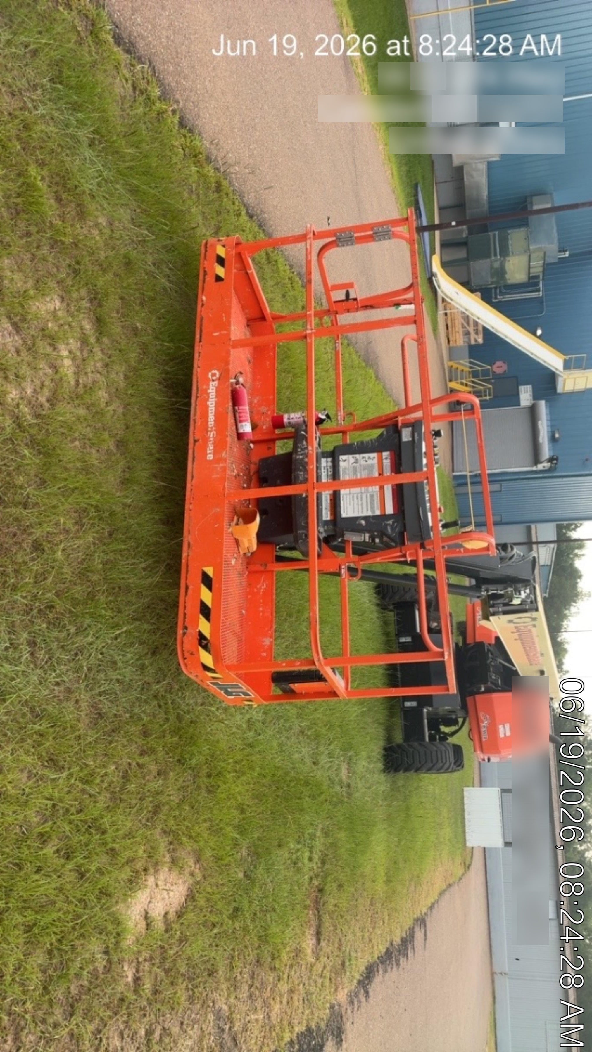 2025 JLG 660SJ