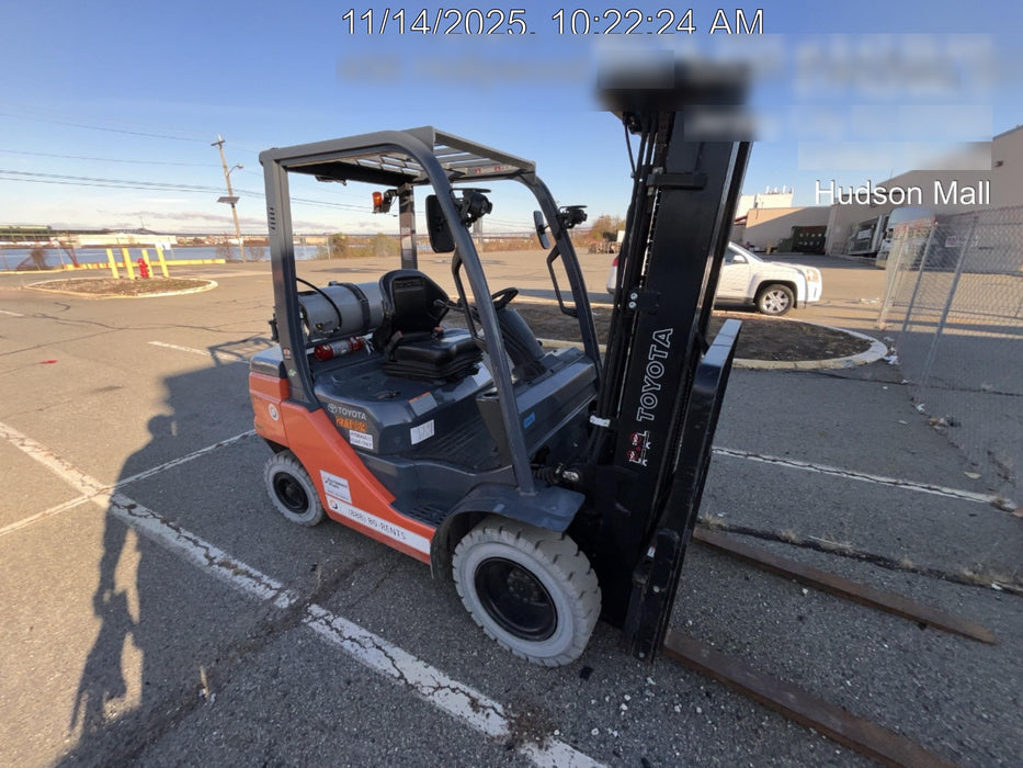 2022 TOYOTA 50-8FGU25