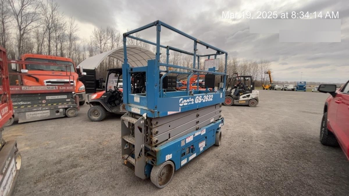 2018 Genie GS-2632 Genie GS-2632 w/Fixed Rail, Chain Entry