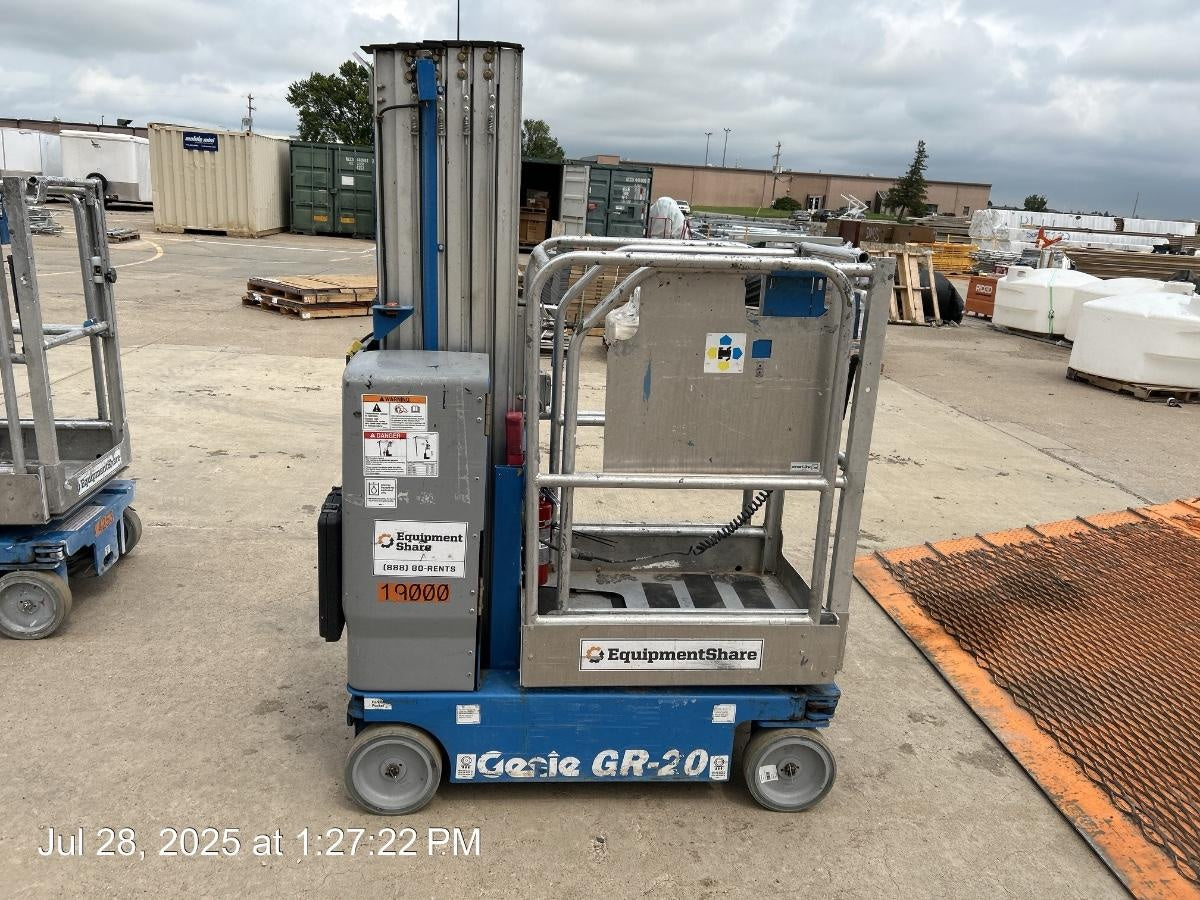 2018 GENIE GR-20