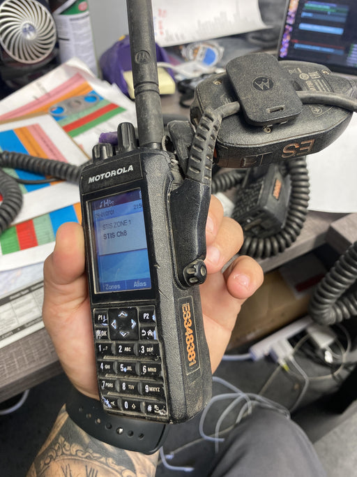 2023 MOTOROLA R7 DISPLAY