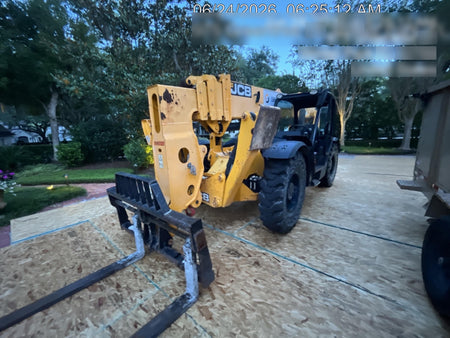 2021 JCB 510-56