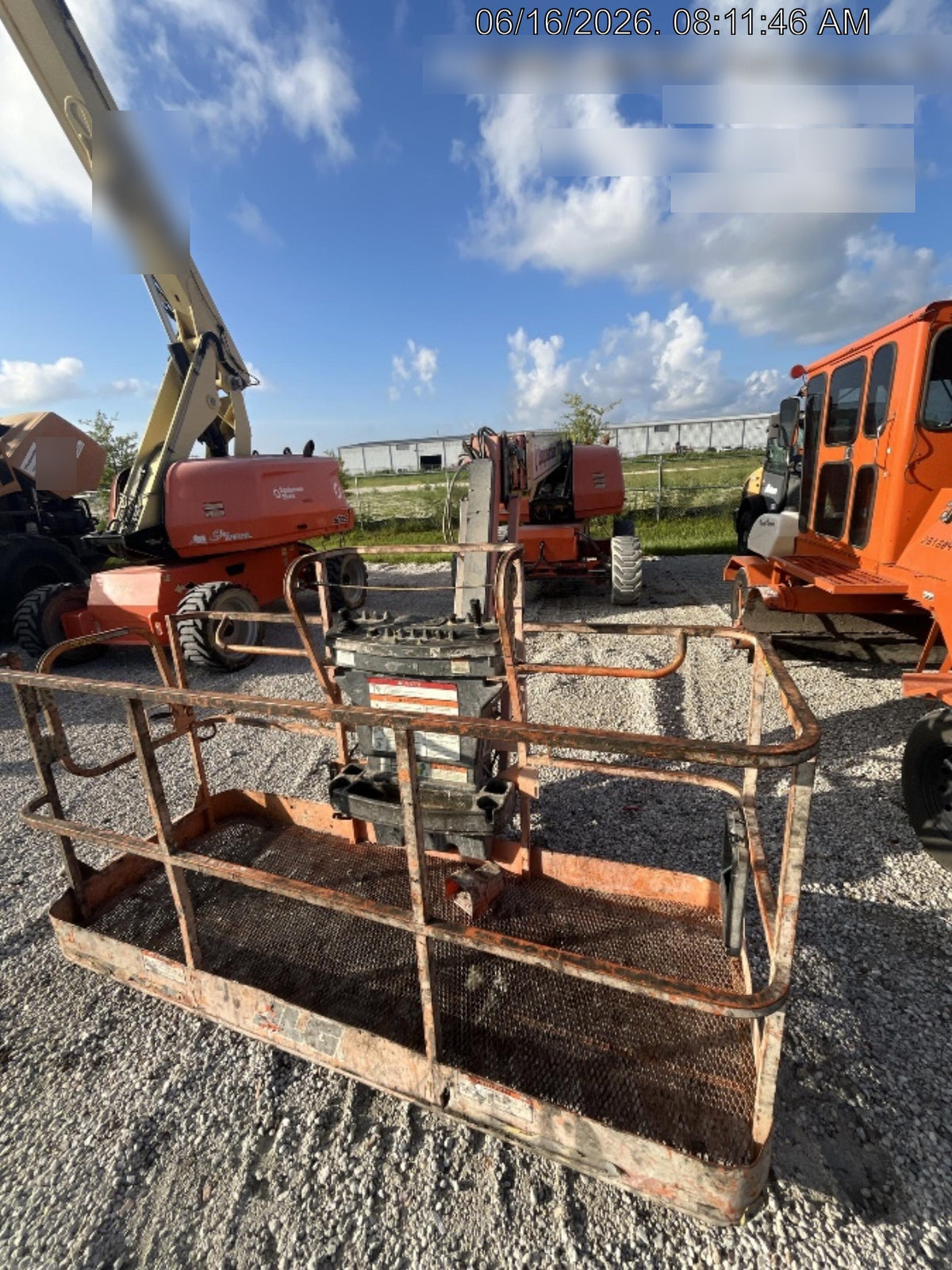 2020 JLG 660SJ