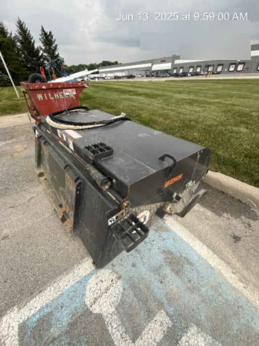 2021 PALADIN Sweepster SB72