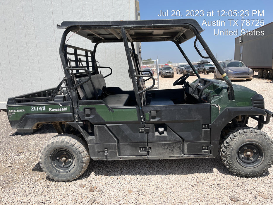 Kawasaki MULE PRO-DX Kawasaki Mule 4x4 Diesel UTV w/Hard Top, Windshield, Beacon, Backup Alarm, ES Keypad/Hardware Installed