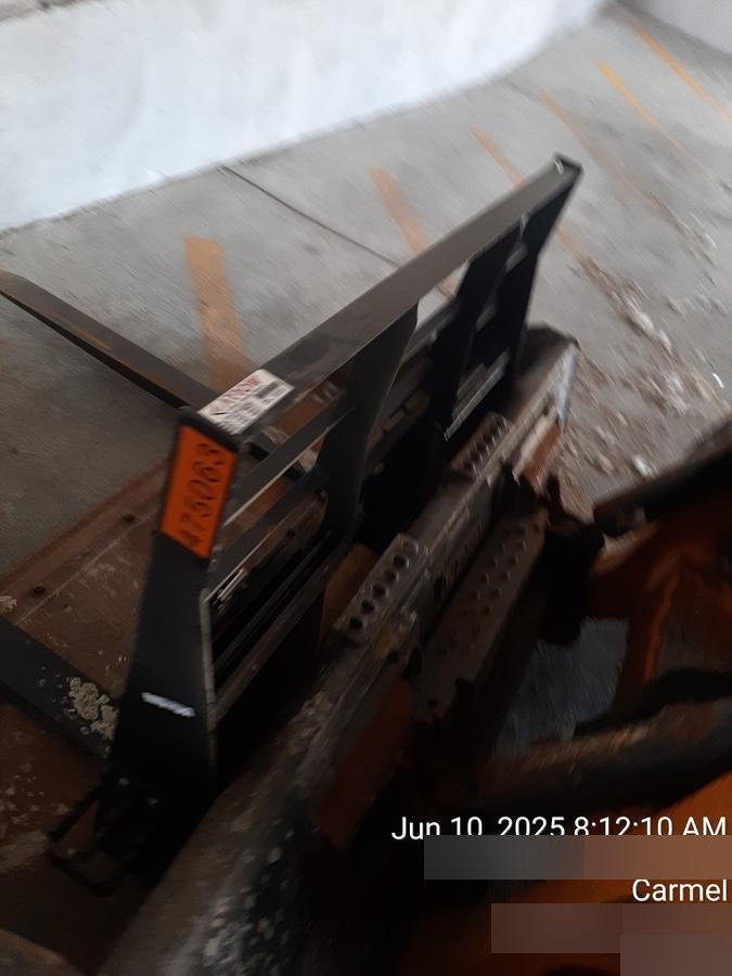 2024 ARROW MATERIAL HANDLING 48" Pallet Forks - Arrow