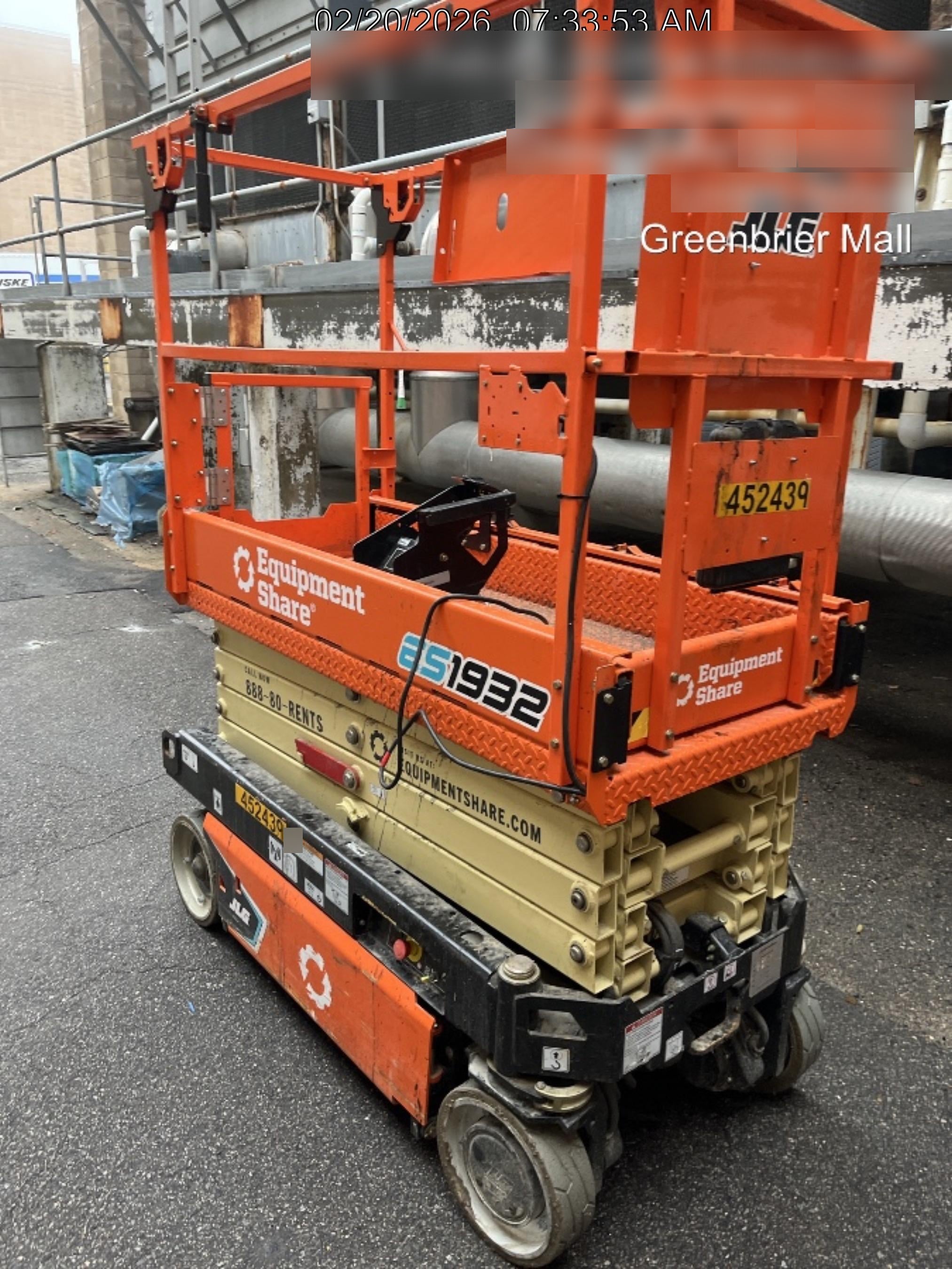 2024 JLG ES1932