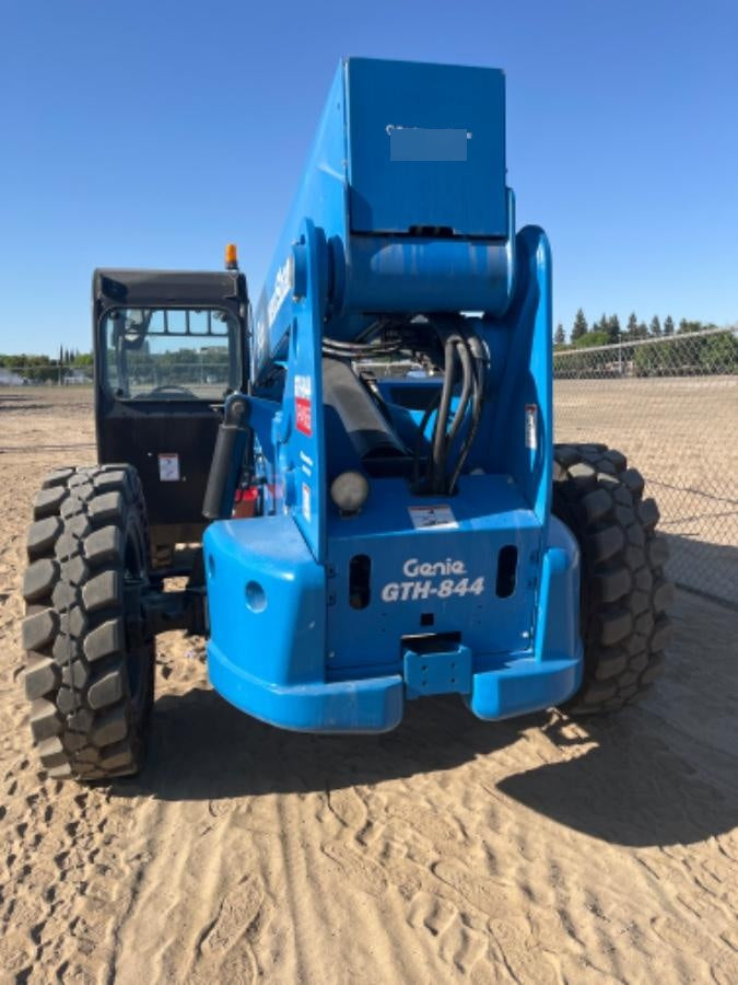 2025 GENIE GTH-844