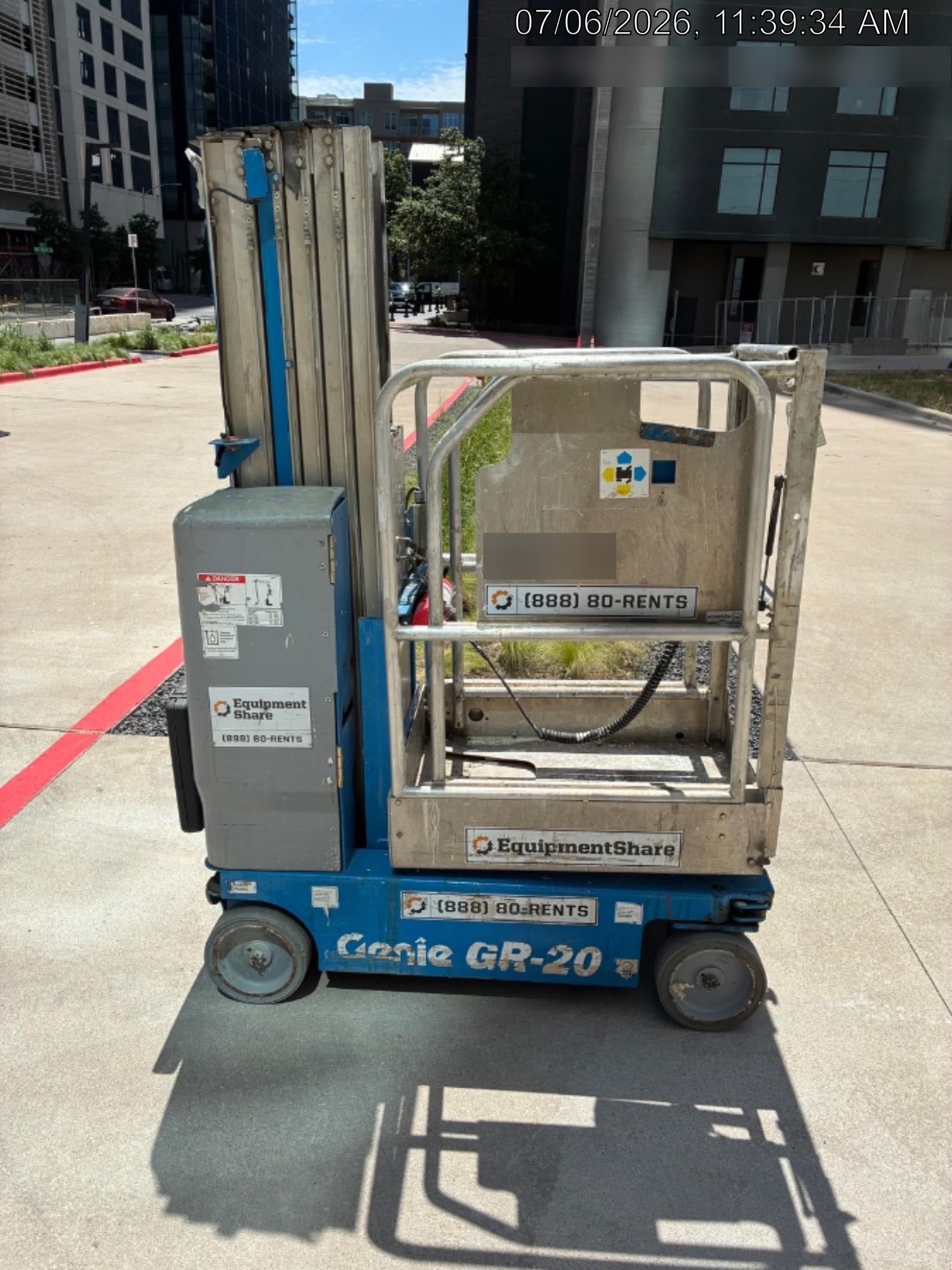 2019 GENIE GR-20