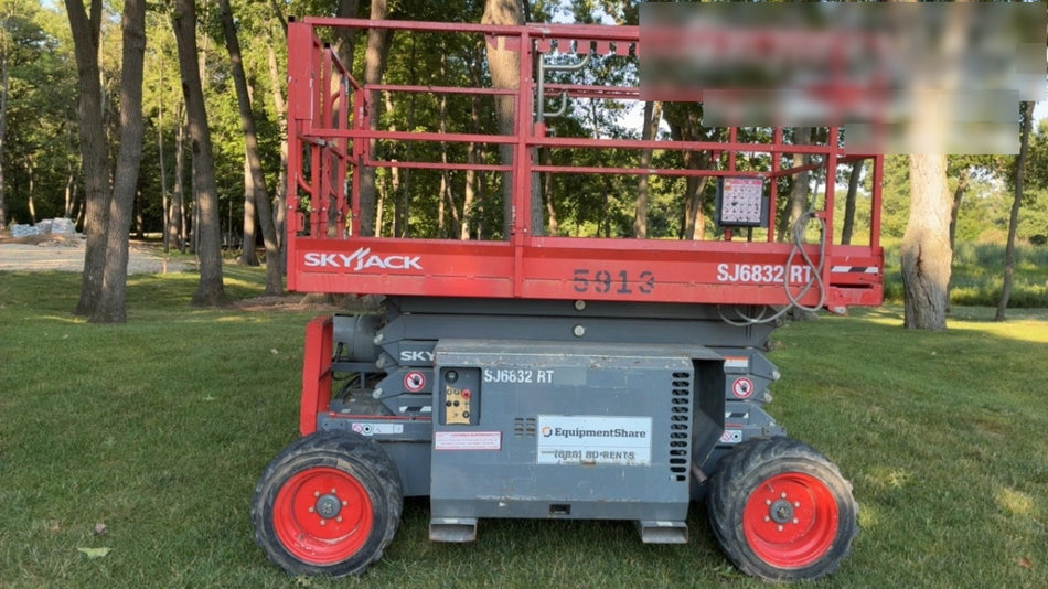 2017 SKYJACK SJ6832 RT