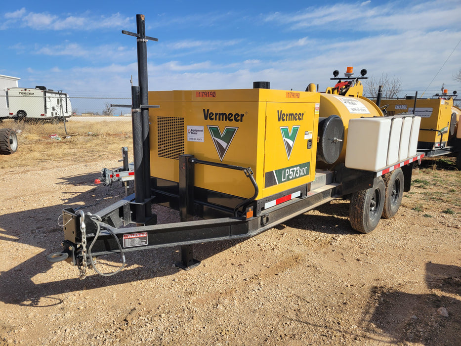 2021 Vac-Tron LP573XDT T4 Koehler Diesel Engine, 500 Gallon Debris Tank, x2 100 Gallon Water Tanks