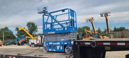 2020 Genie GS-1930 Solid Non Marking Tires, Beacon, Folding rails with half height swing gate