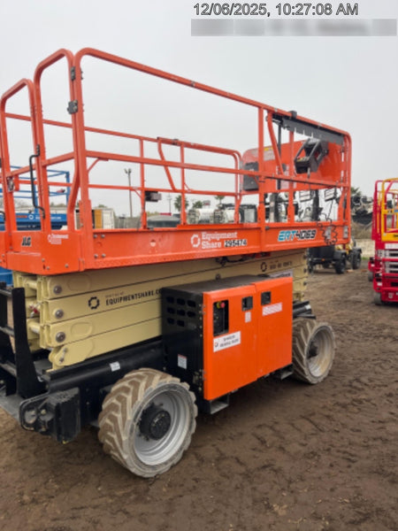 2023 JLG ERT4069