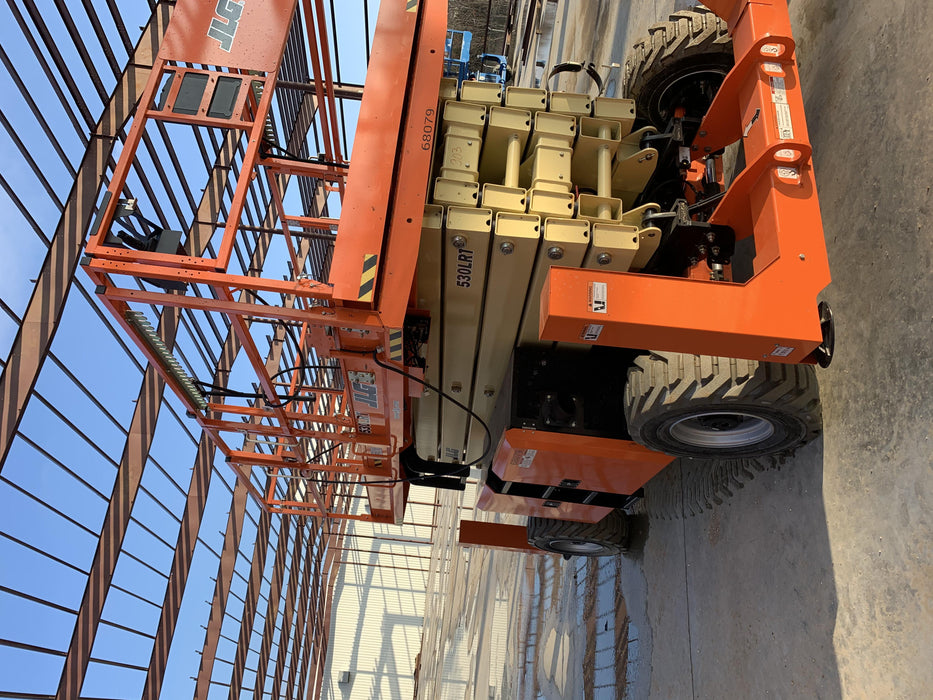2020 JLG 530LRT