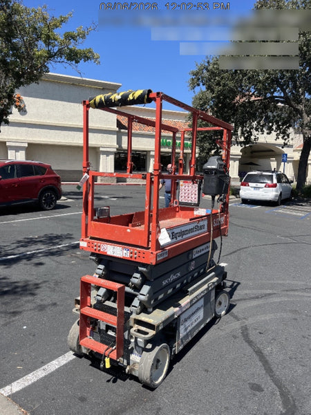 2020 Skyjack SJIII-3219 Solid NM Tires, Half height spring hinged entry gate, Dual Beacons, 800W Inverter