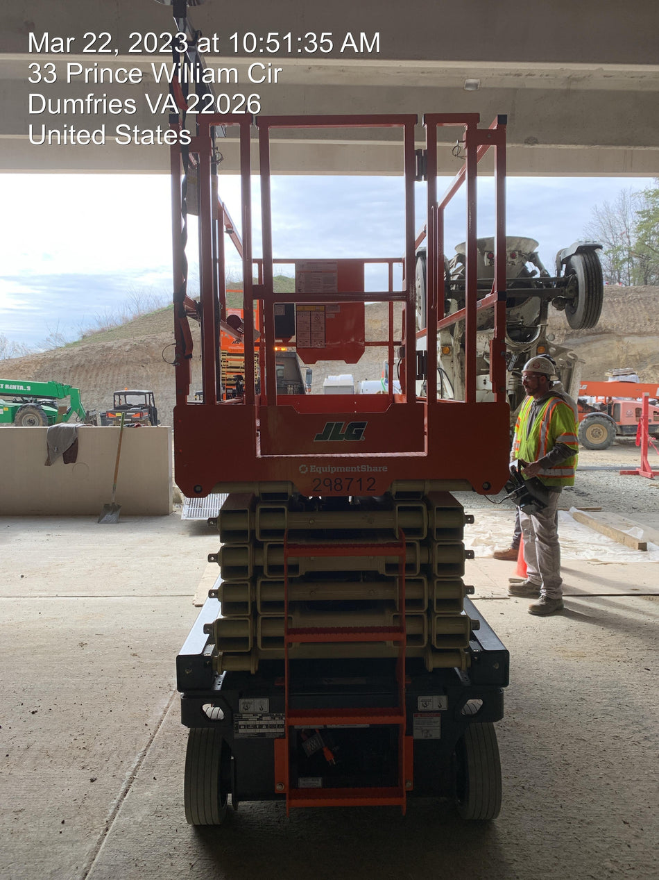 2023 JLG R4045