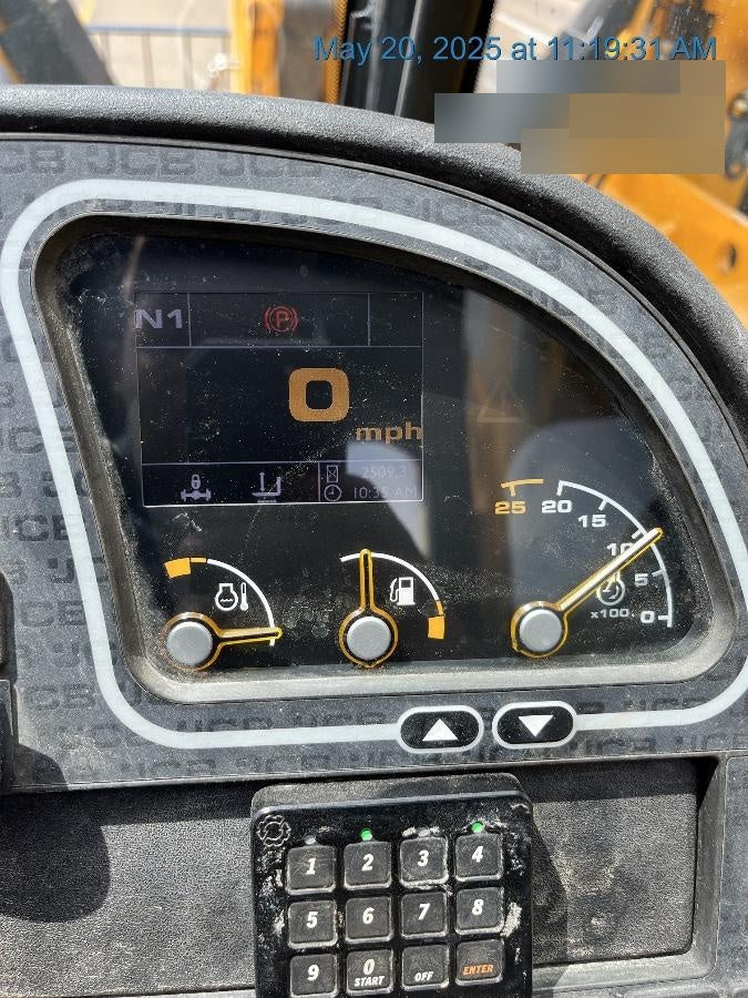 2020 JCB 510-56 Cab/Heat/Air, 74 HP, Solid Tires, STD Worklight, Beacon, Aux Hydraulics, Lifting Eye, Back up Alarm w/66" Carriage/60" Forks
