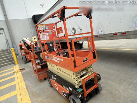 2022 JLG ES1932