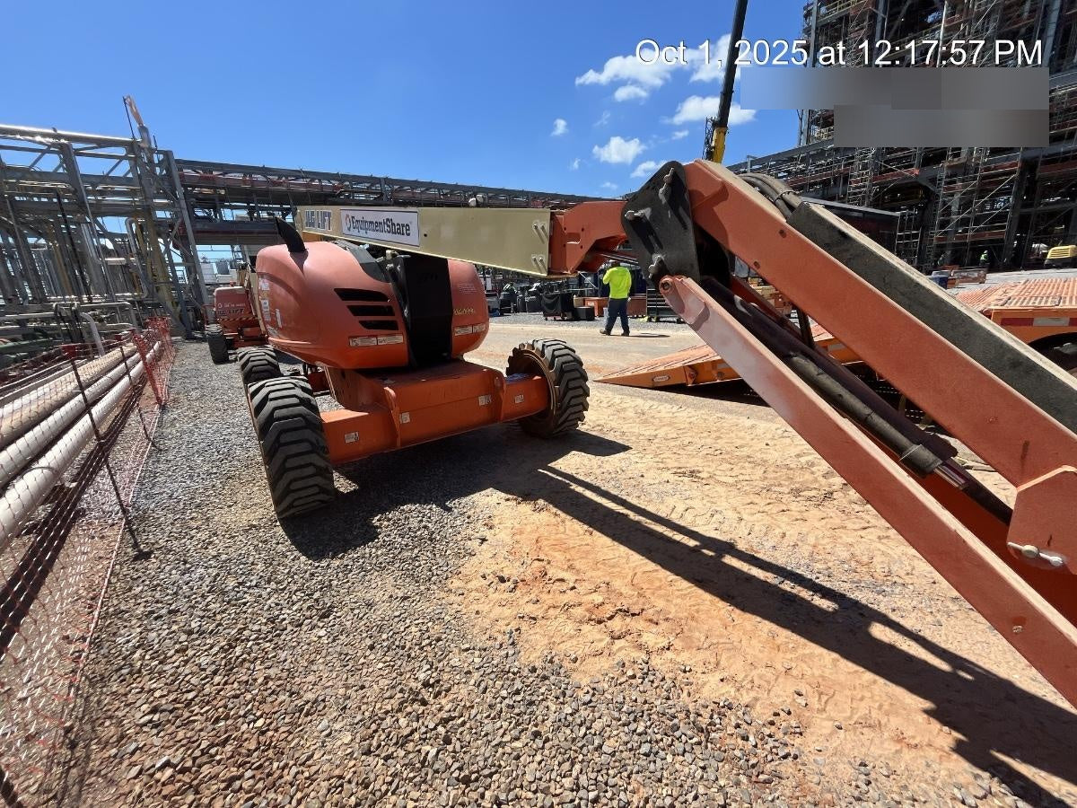 2024 JLG 660SJ