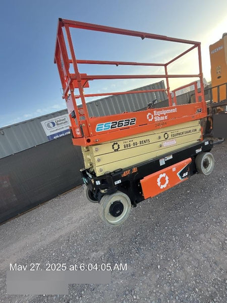 2022 JLG ES2632