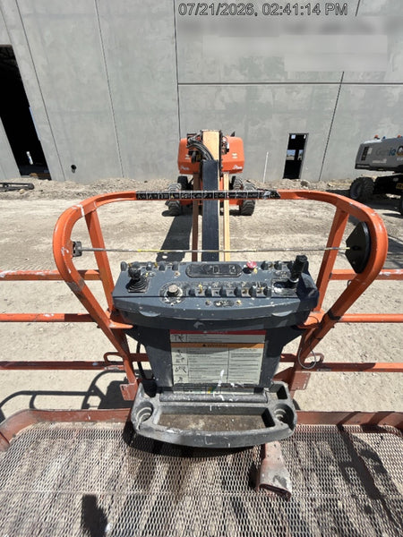 2022 JLG 660SJ